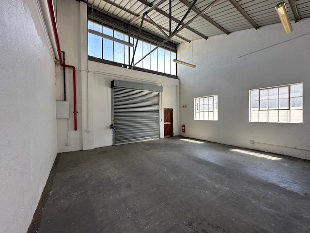 To Let commercial Property for Rent in Maitland Western Cape